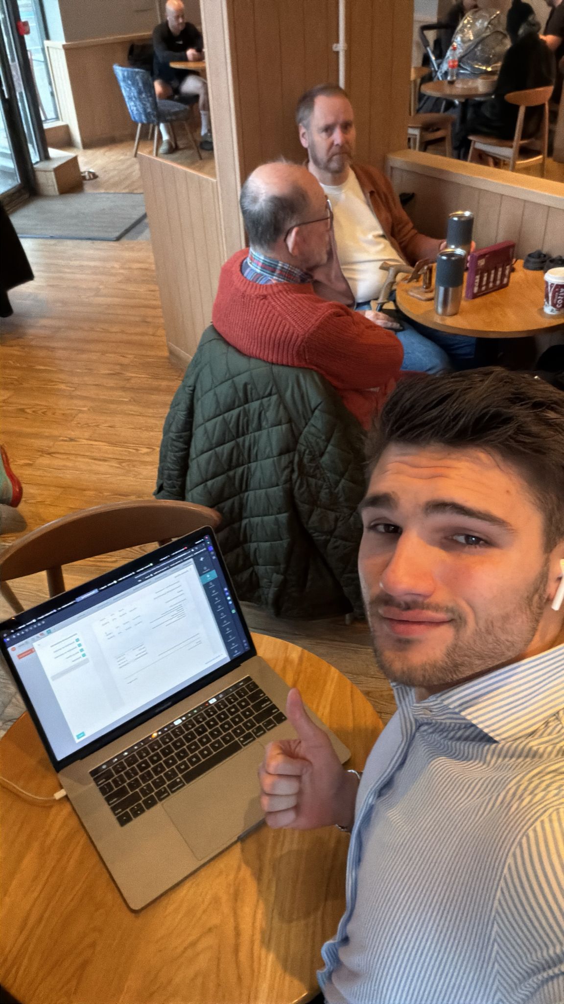 7a3bc4cb-51a4-4cc5-bdf7-42a7da834991-1